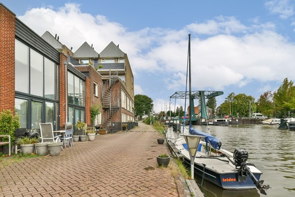 Overrijn 6-B, Leiden